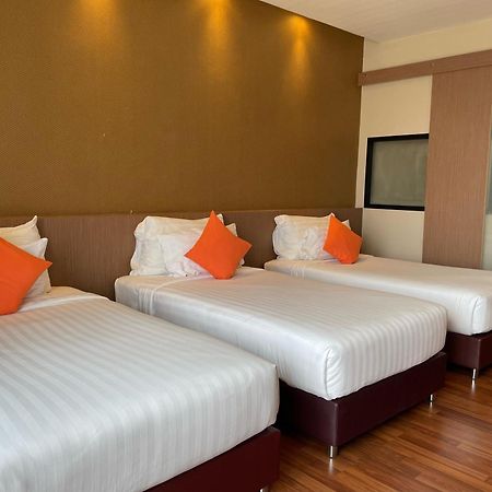 Tonaoi Grand Hotel Hat Yai Exterior photo