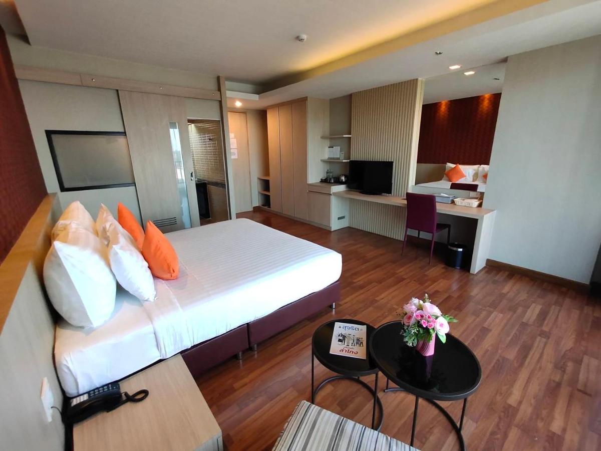 Tonaoi Grand Hotel Hat Yai Exterior photo