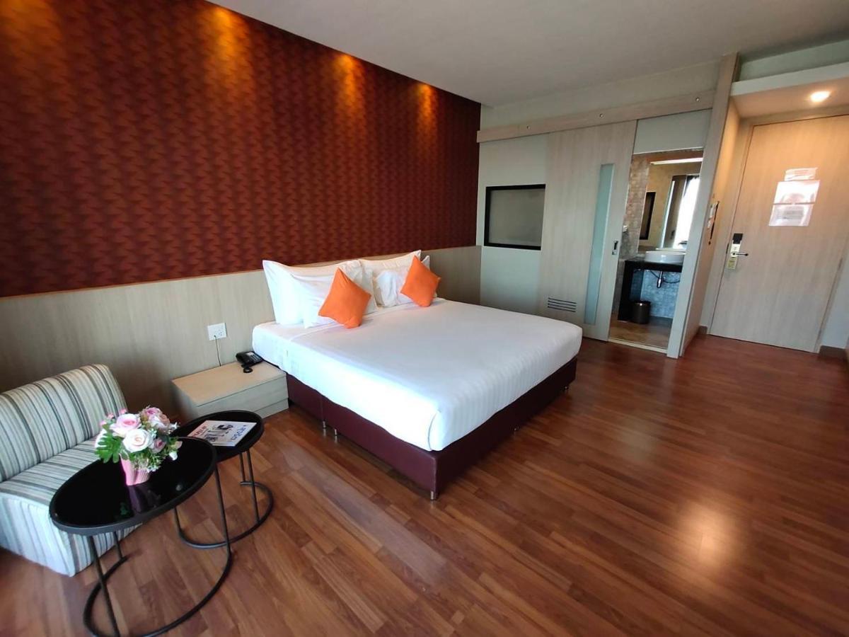 Tonaoi Grand Hotel Hat Yai Exterior photo