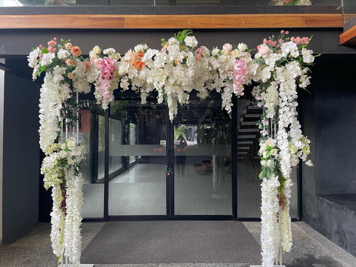 Tonaoi Grand Hotel Hat Yai Exterior photo