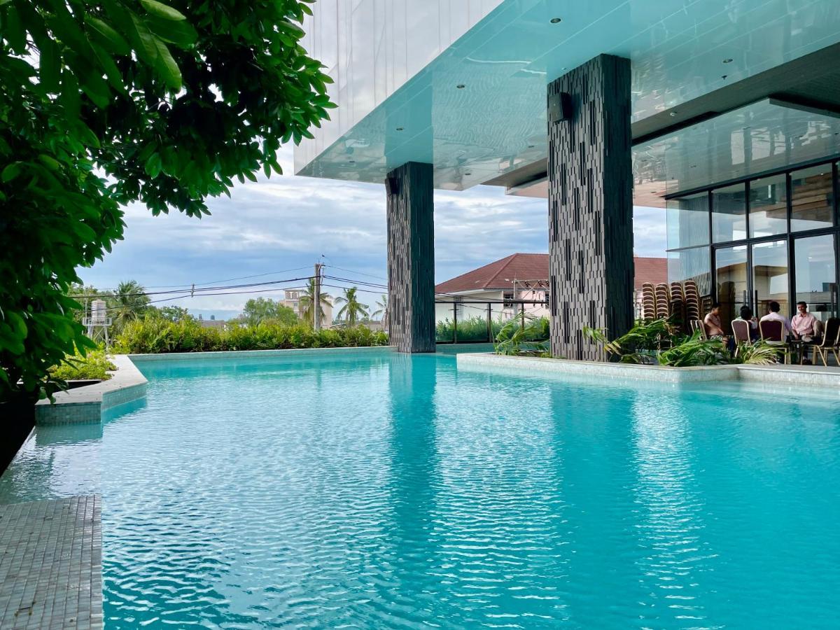 Tonaoi Grand Hotel Hat Yai Exterior photo