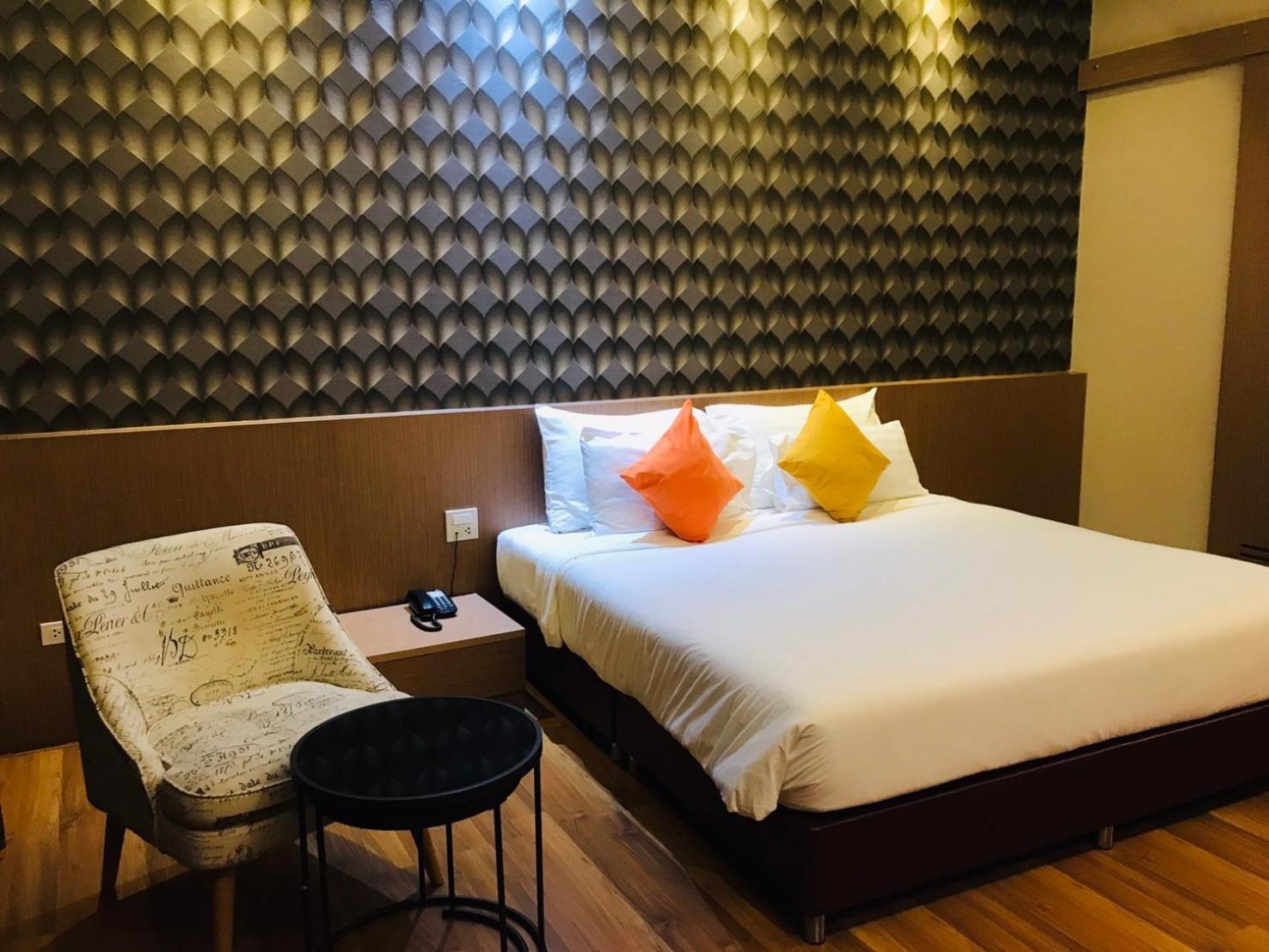 Tonaoi Grand Hotel Hat Yai Exterior photo